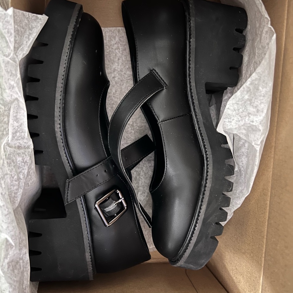 Women’s Black Chunky Loafers